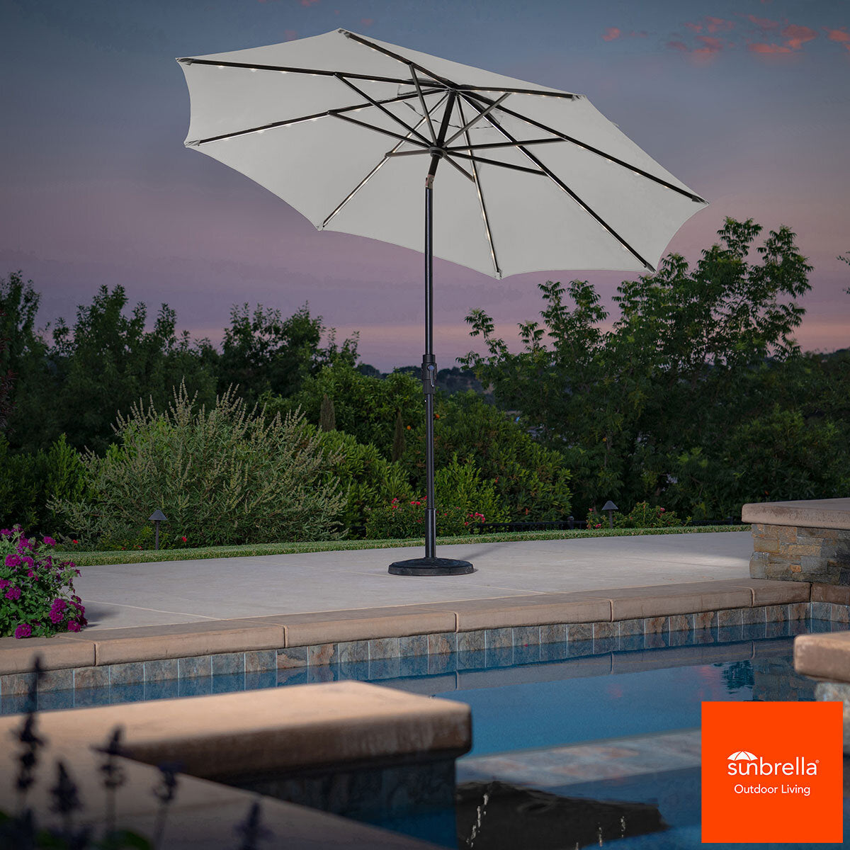 SunVilla 10ft LED Market Umbrella with Autotilt in Dove undergoeswarm