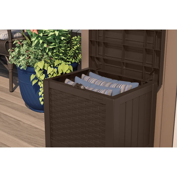 Suncast 22 Gallons Water Resistant Resin Deck Box