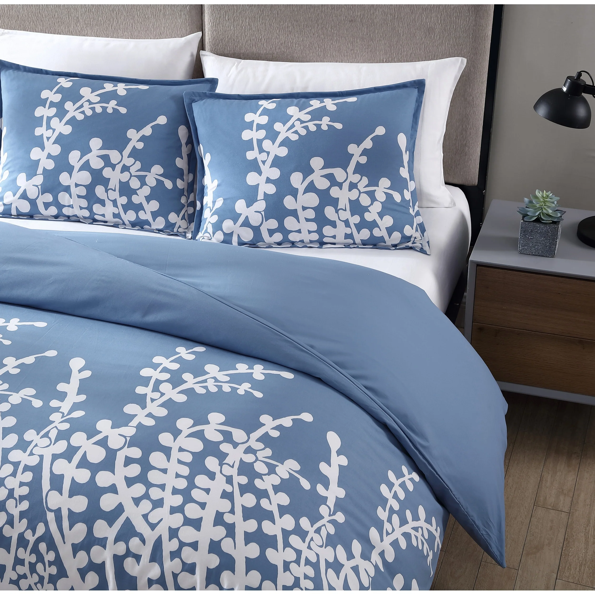 Copper Grove Crocus French Blue 3-piece Comforter Set