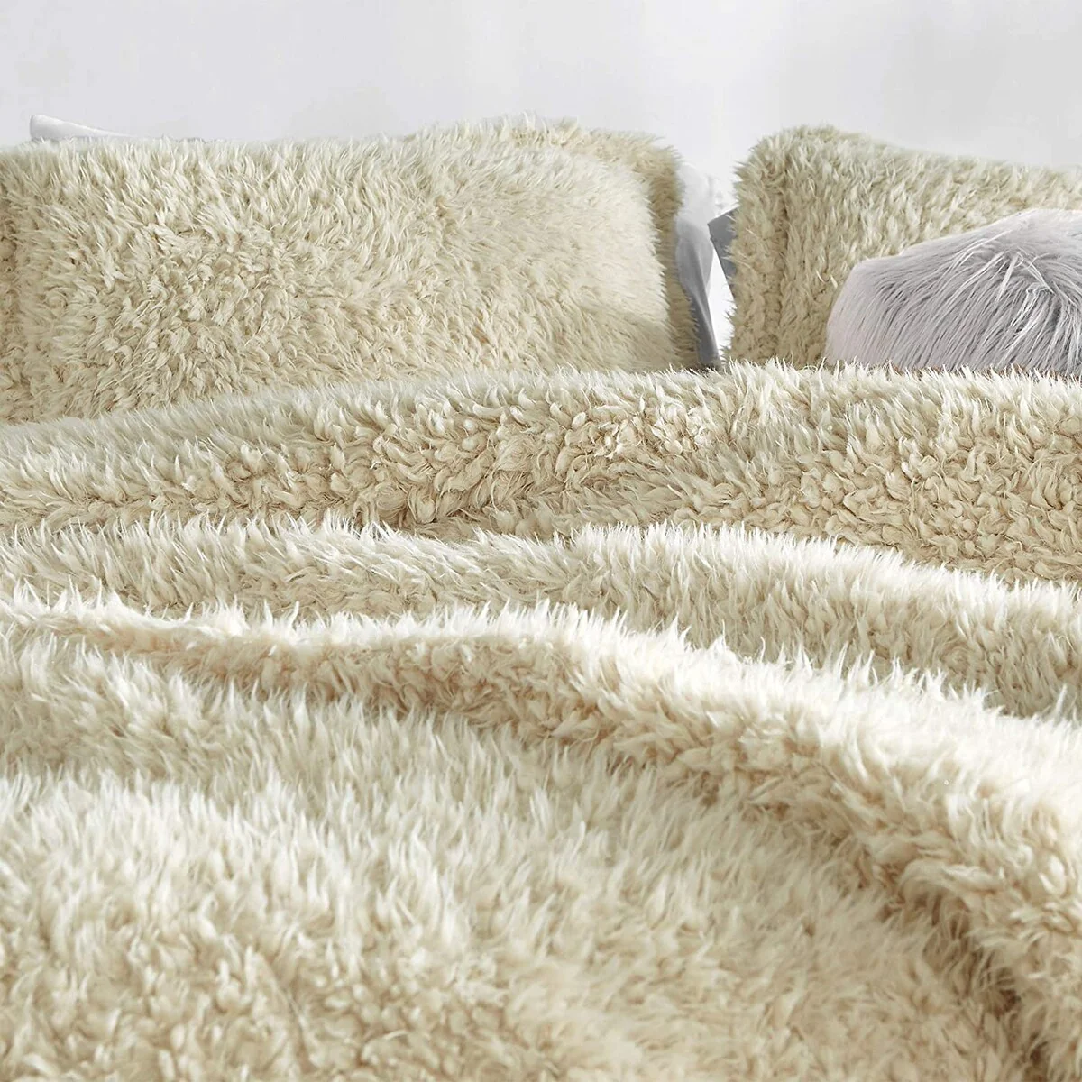 Fluffy Clouds - Coma Inducer? Oversized Comforter Set - Bleached Blonde