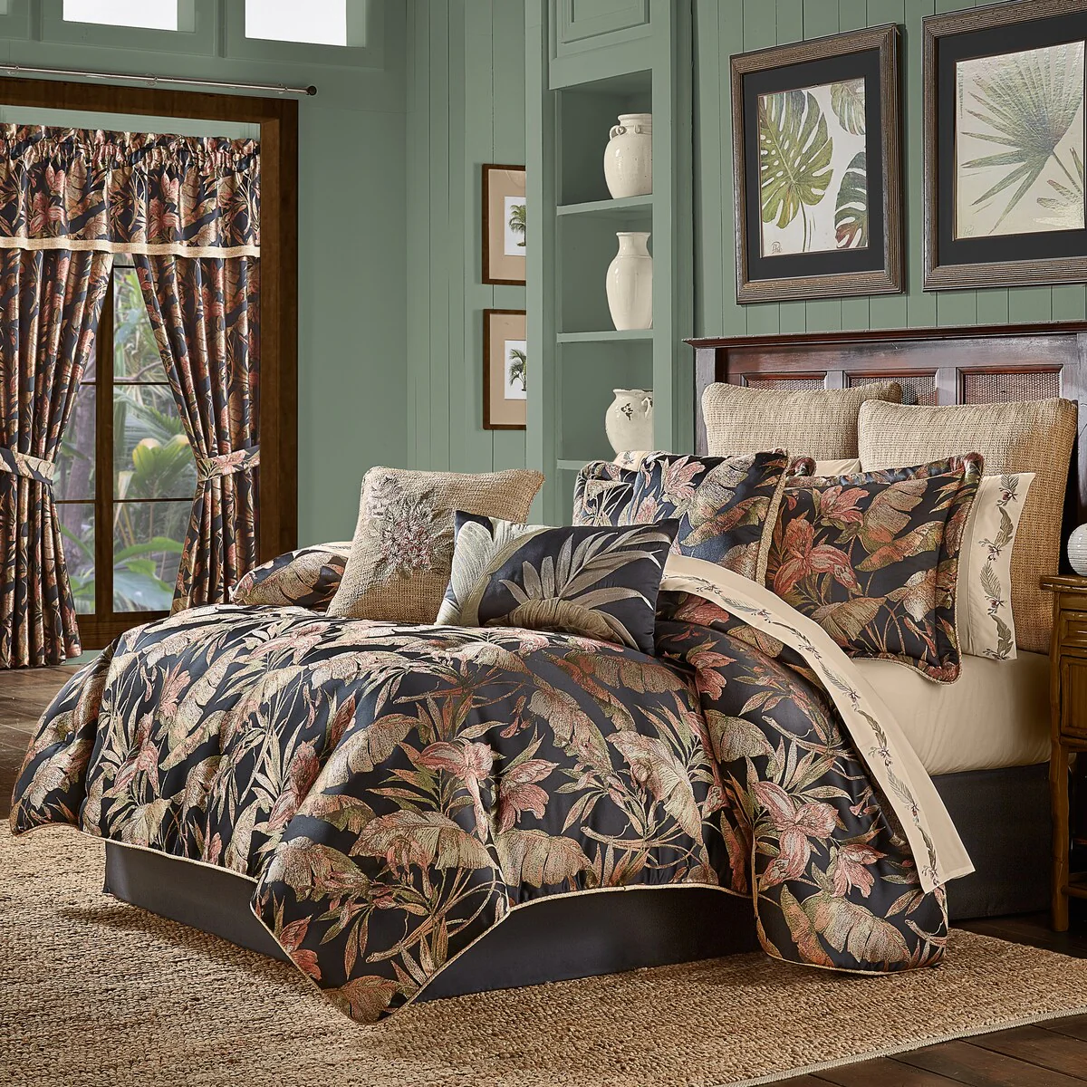 J. Queen New York Martinique Comforter Set