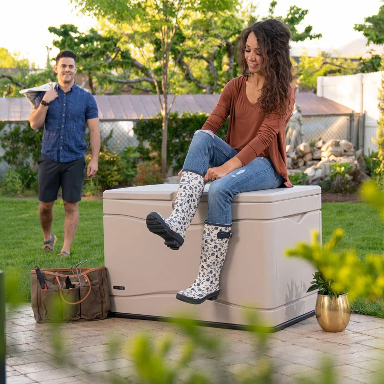 Lifetime 39'' W 80 Gallons Water Resistant Polyethylene Plastic Lockable Deck Box in Desert Sand