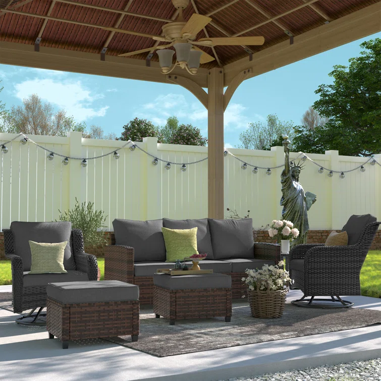 Mashawna 5 - Person Outdoor Seating Group