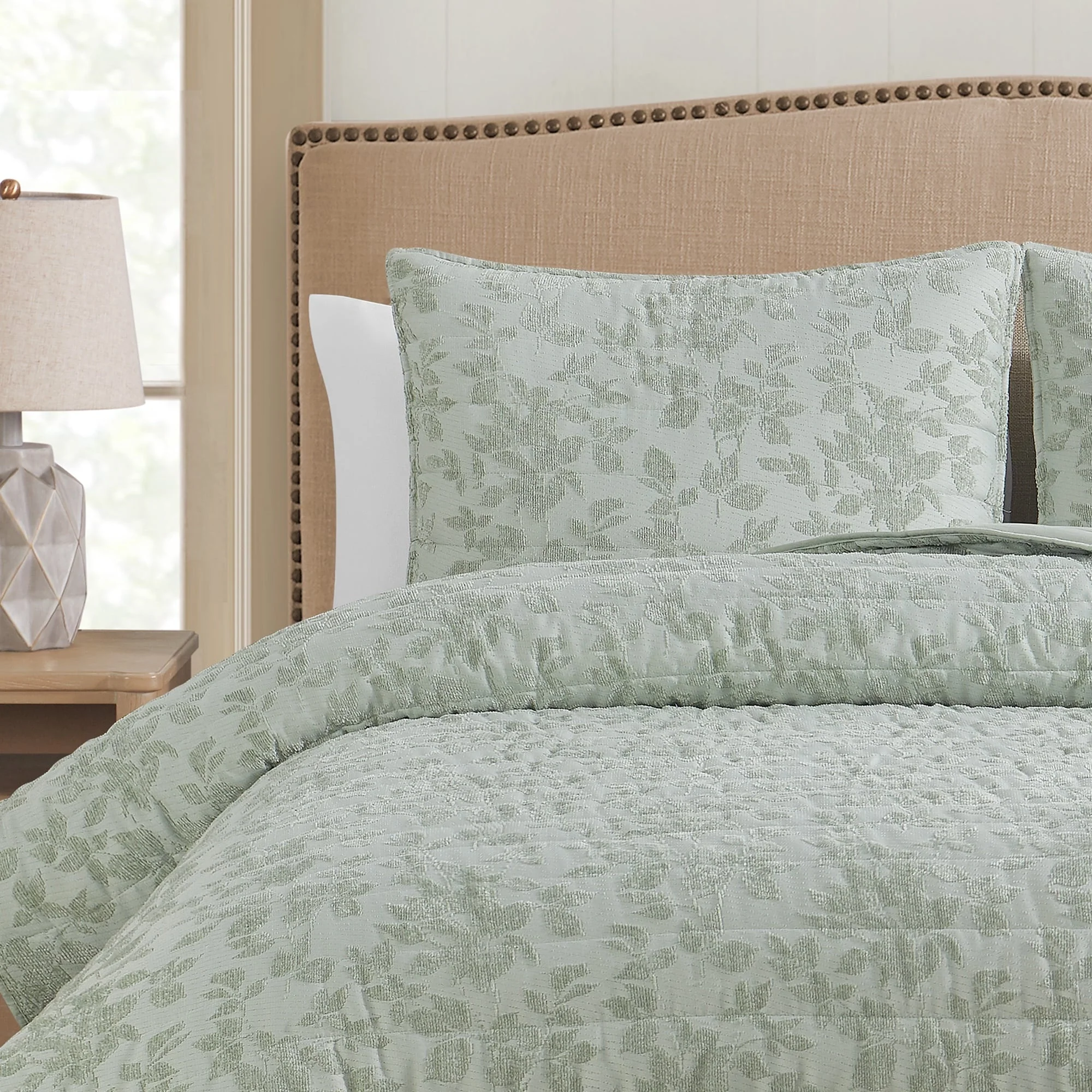 Botanical Leaves Sage All-Season Soft Luxury Chenille Jacquard Quilt Set