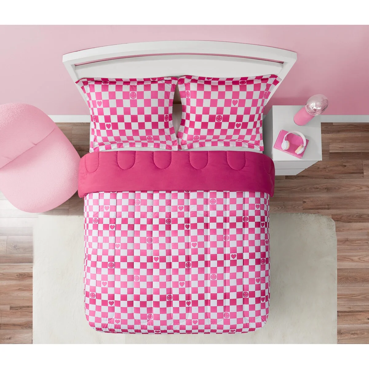 ALEX + BELLA Checkerboard Hearts Hot Pink Ultra Soft Microfiber Comforter Set