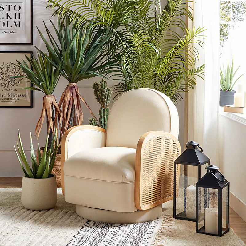 Karen Rattan Swivel Chair With 360-Degree Swivel