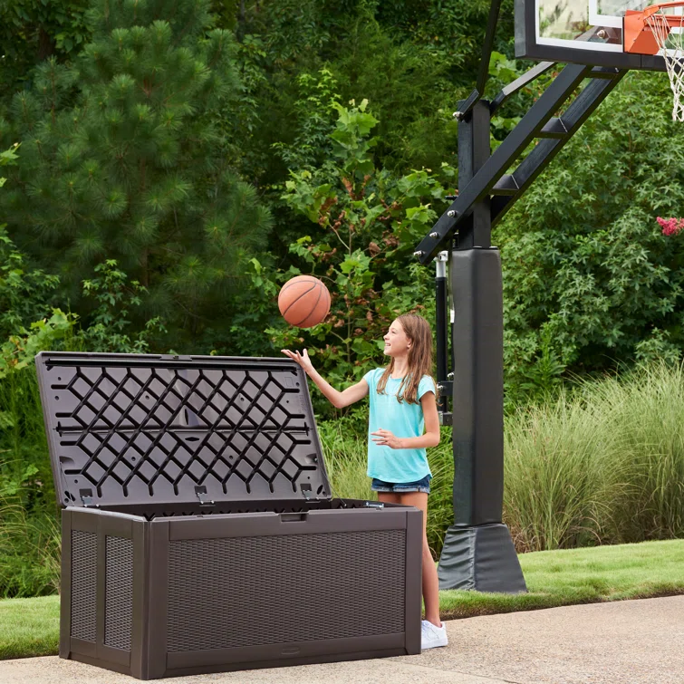 Rubbermaid Deck Box, Extra Large, 134 Gallon, Brown