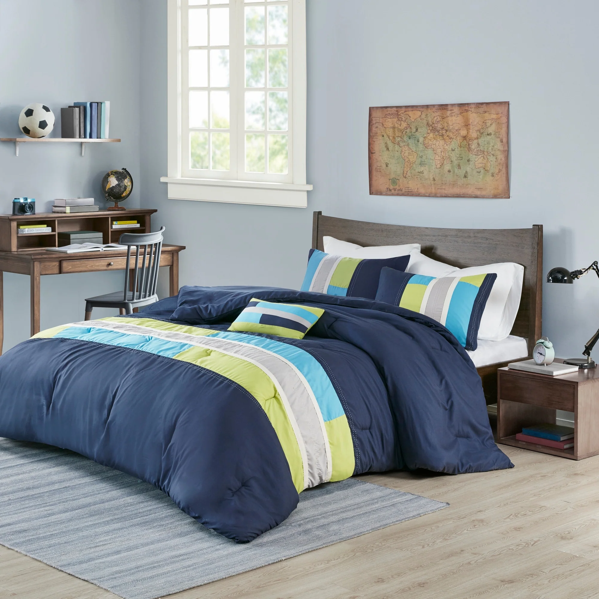 Intelligent Design Switch Casual Stripe Comforter Set