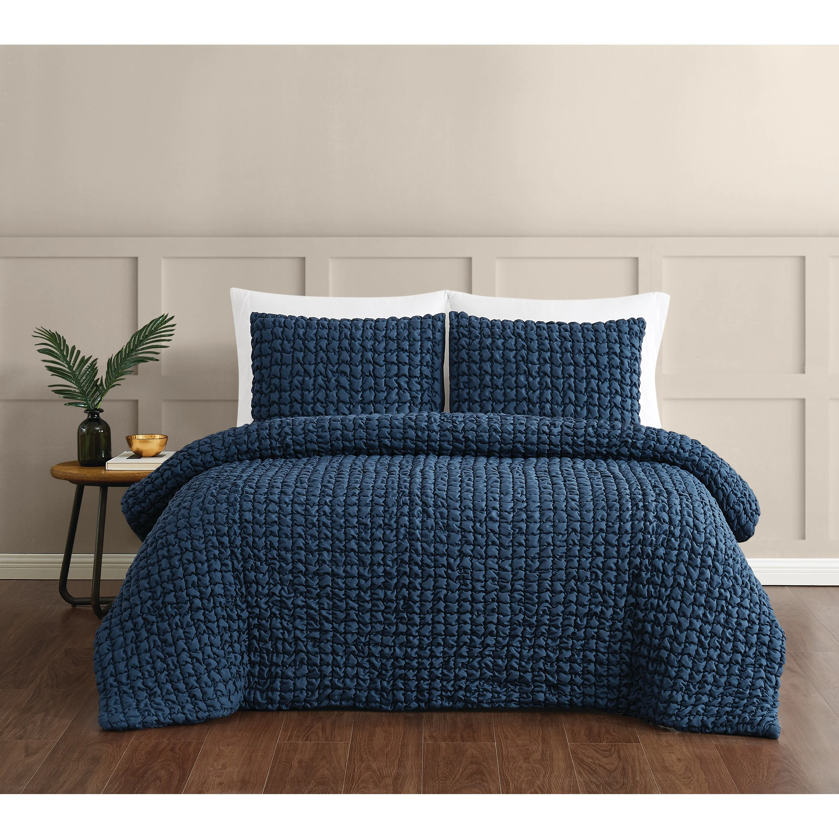 Christian Siriano NY? Textured Puff Comforter Set