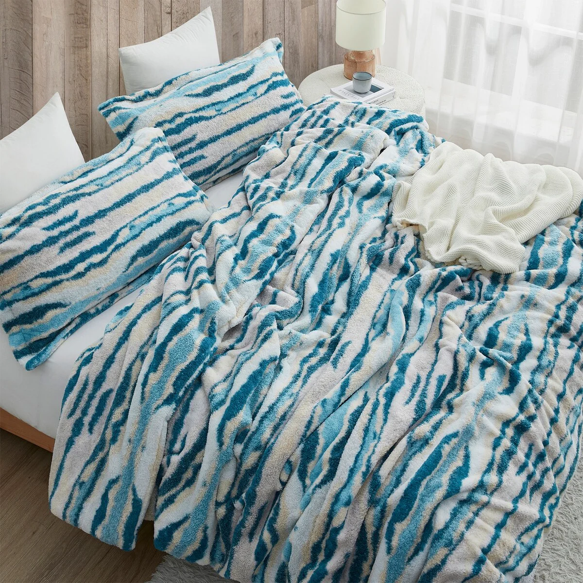 Cozy Rivers - Coma Inducer? Oversized Comforter Set - Creekside Turquoise