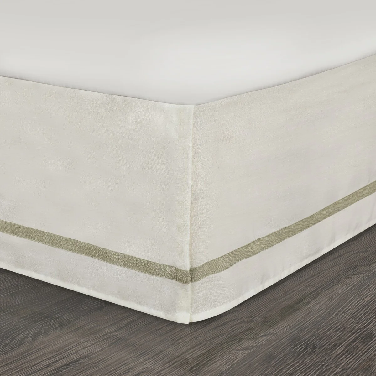 Fairview Comforter Set