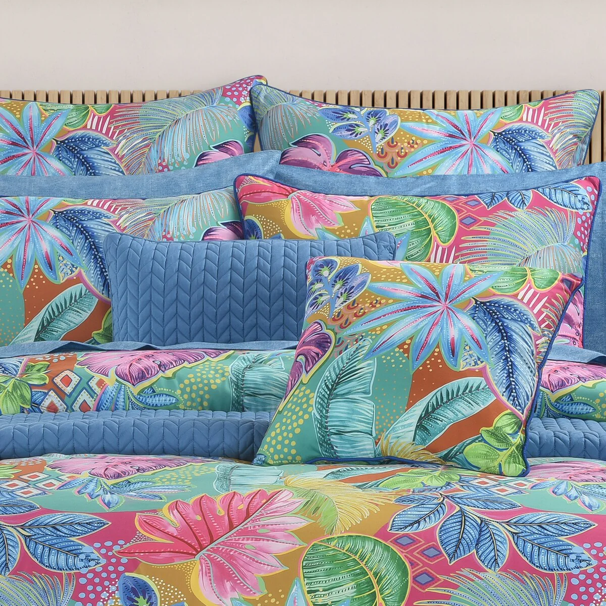 Hanalei Comforter Set