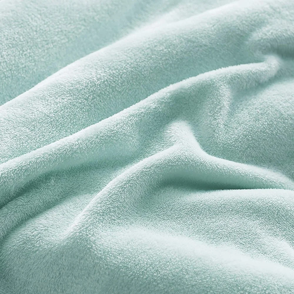 Porch & Den Clematis Blue Oversized Comforter