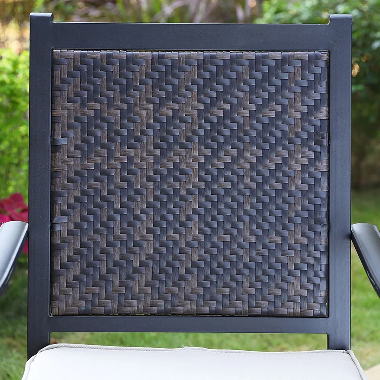 Alyah Square 4-Person 37