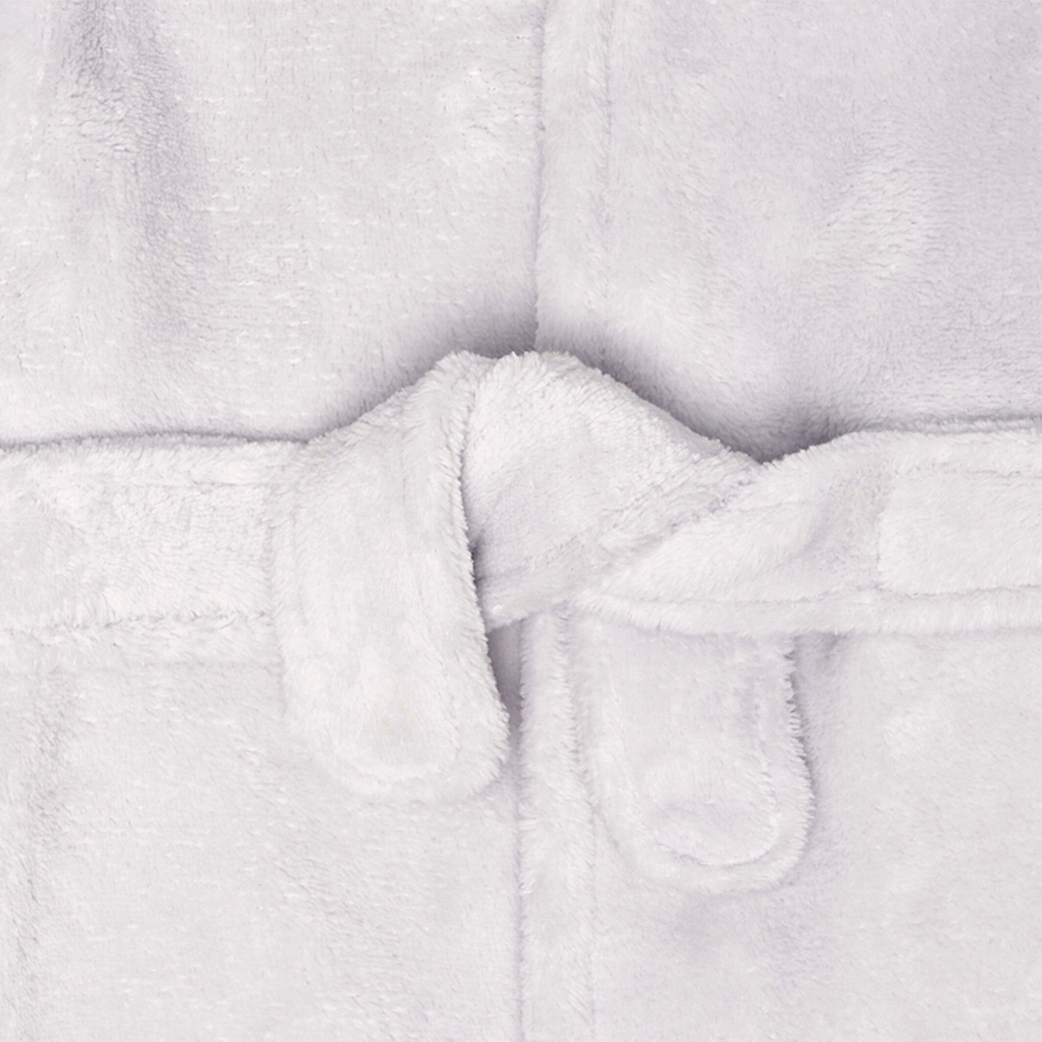 Baby Neutral Elephant Robe