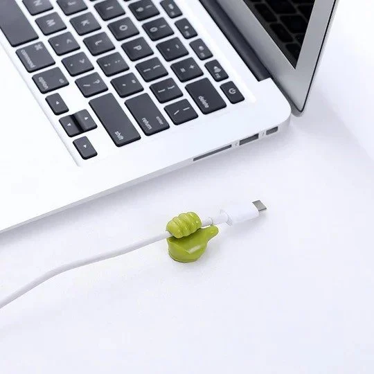 (🔥LAST DAY PROMOTION - SAVE 50% OFF) 10Pcs Creative Thumbs Up Shape Wall Hook