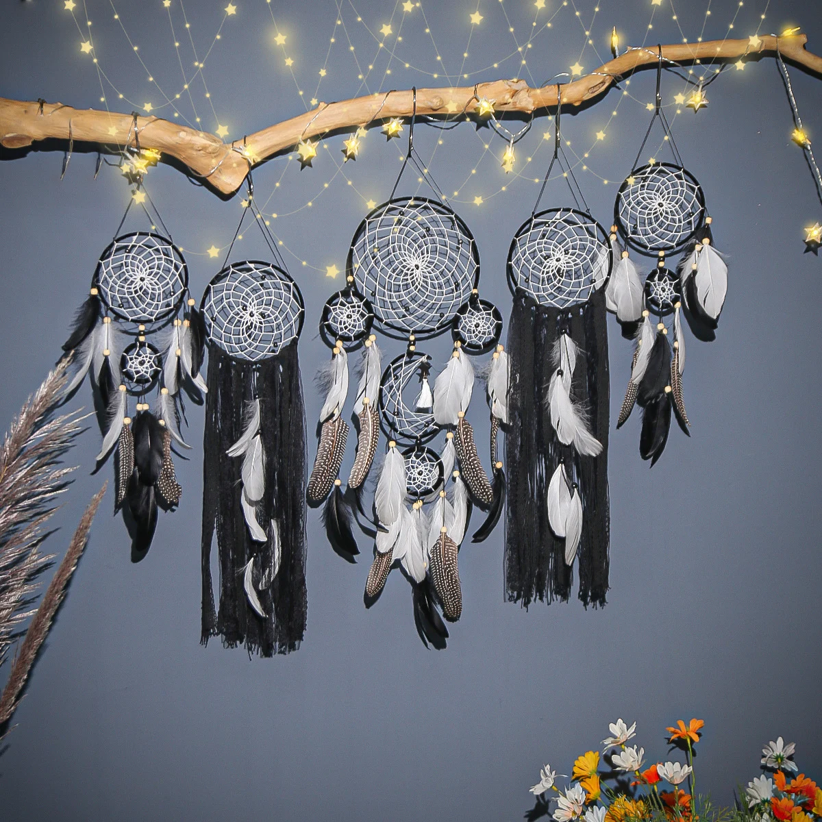 🌟2026 New Arrivals Promotion-49% OFF🎁Dreamcatcher moon and stars hanging over the bed