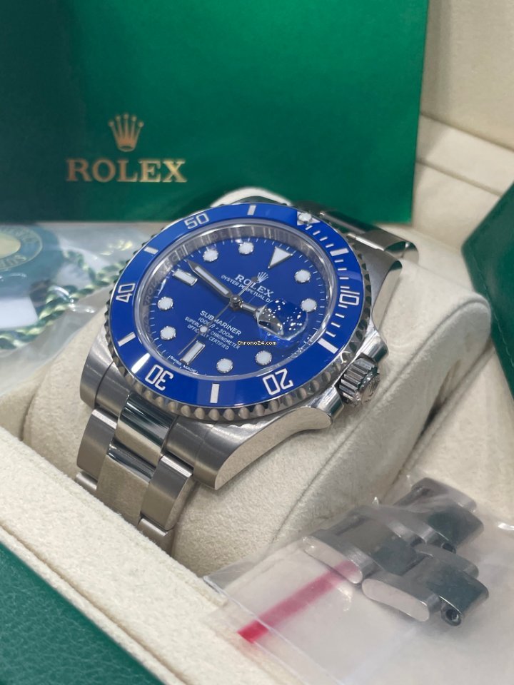Submariner Date Smurf White Gold 40mm Blue Ceramic 116619LB