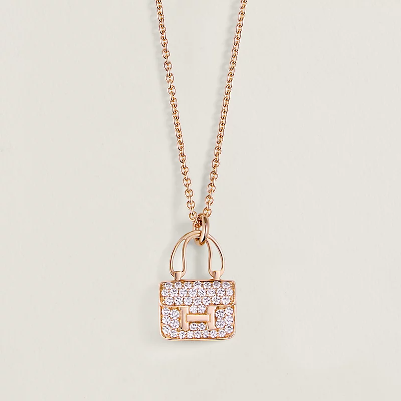 Amulettes Constance pendant