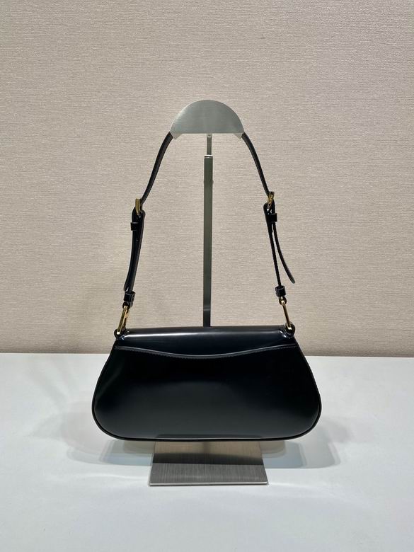 Small leather shoulder bag