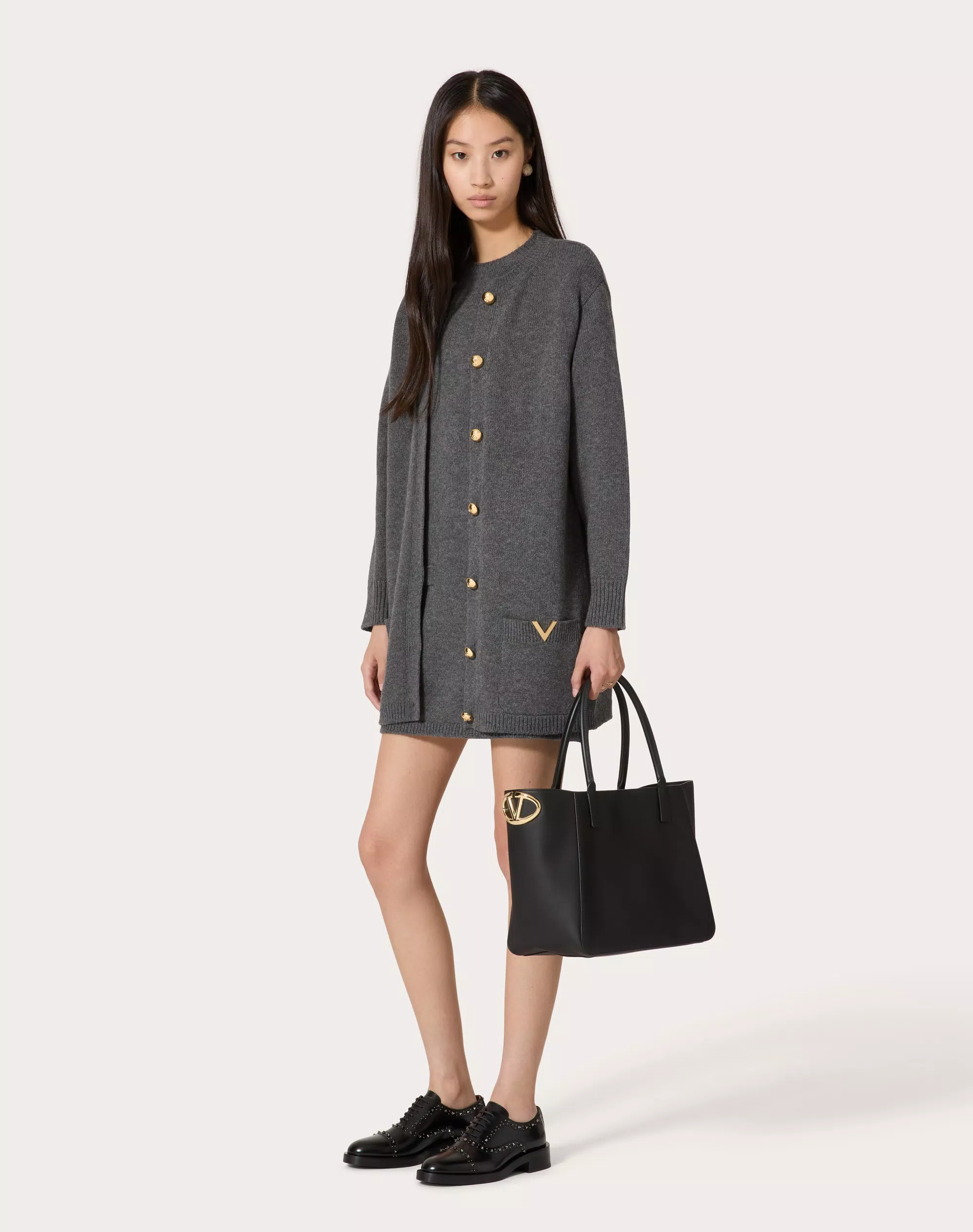 VLOGO SIDE SHOPPING BAG IN NAPPA CALFSKIN