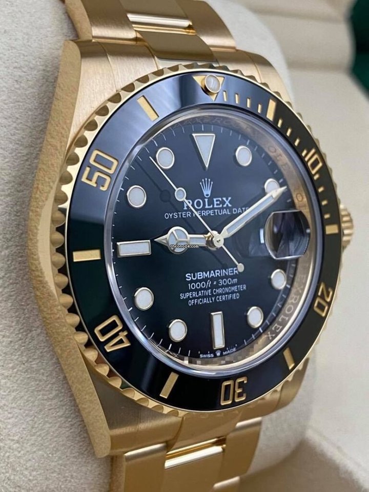 Submariner Date 41mm Black Dial Yellow Gold 126618LN Unworn 2021