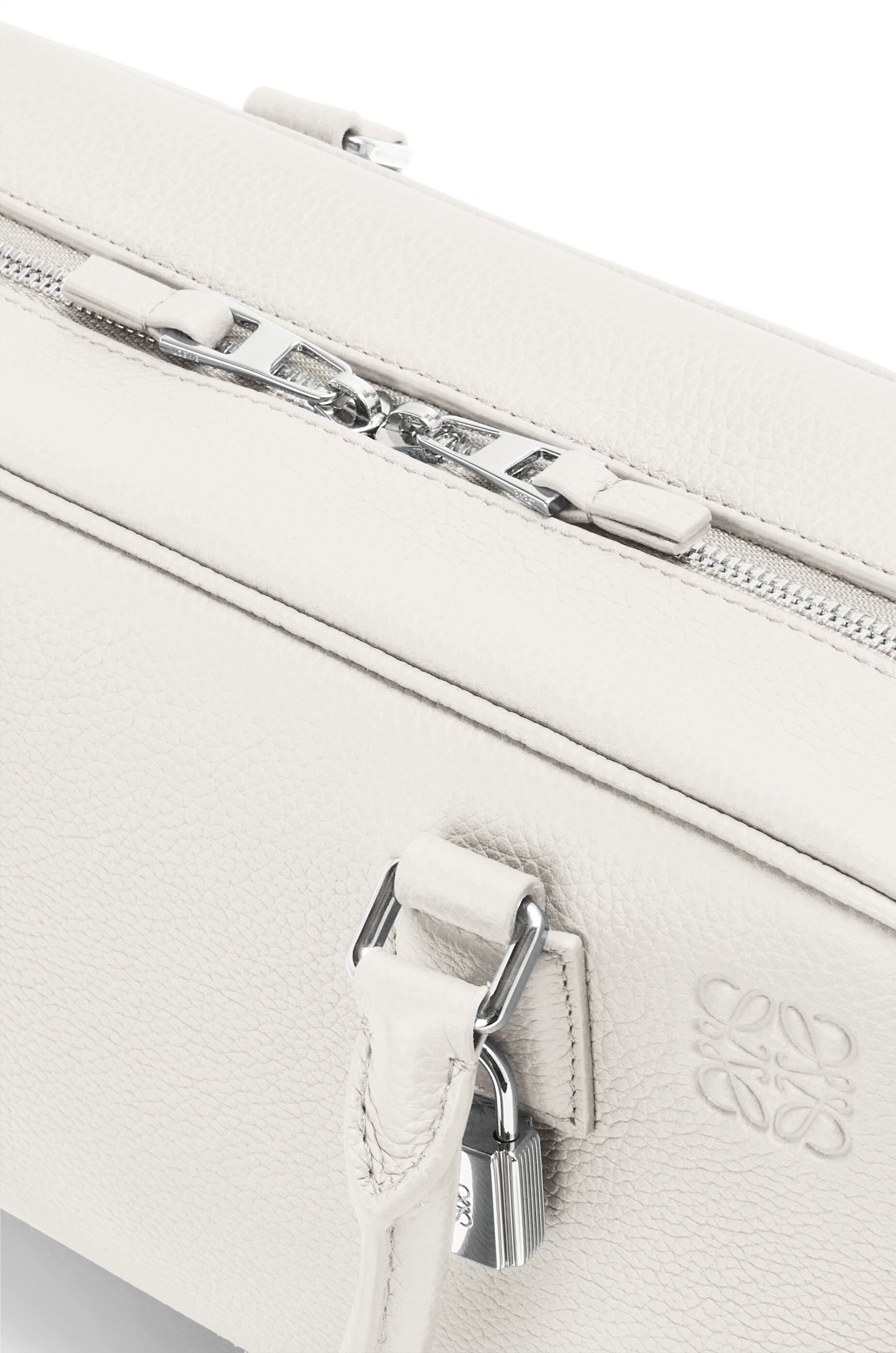 Amazona 23 bag in soft grained calfskin