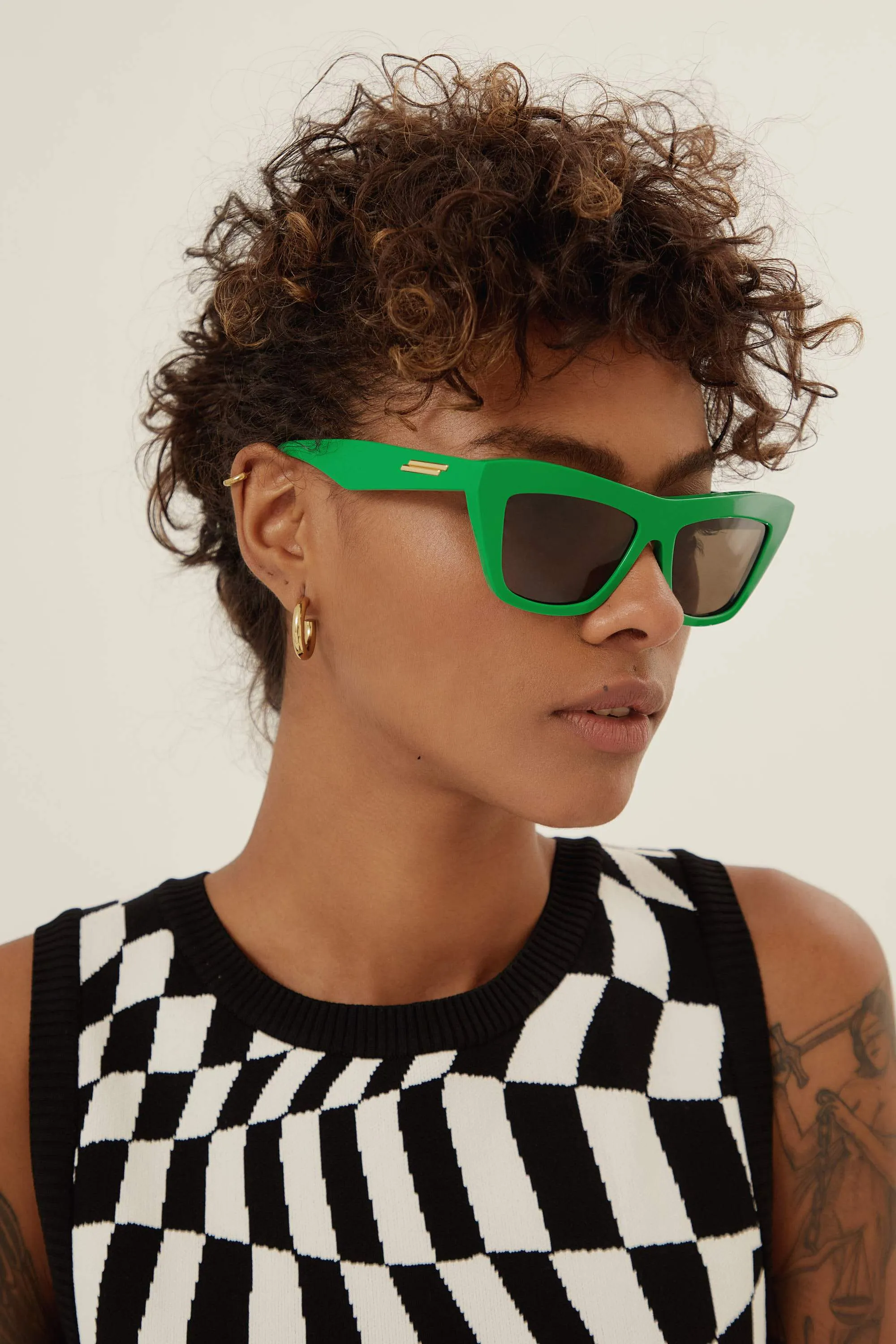 Bottega Veneta squared cat eye green sunglasses