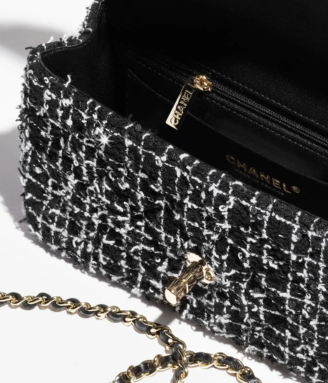 MINI CLASSIC HANDBAG WITH TOP HANDLE