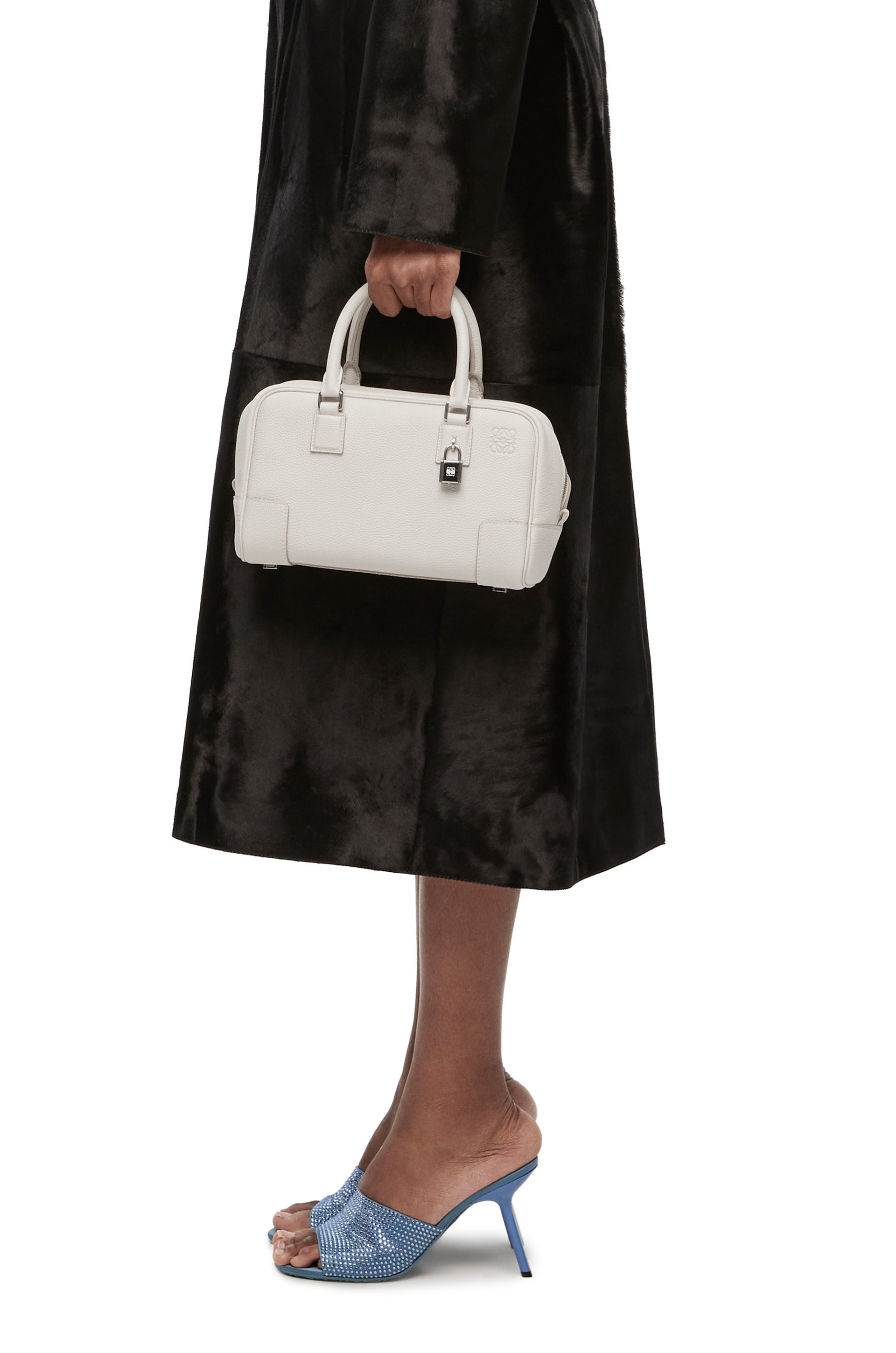 Amazona 23 bag in soft grained calfskin