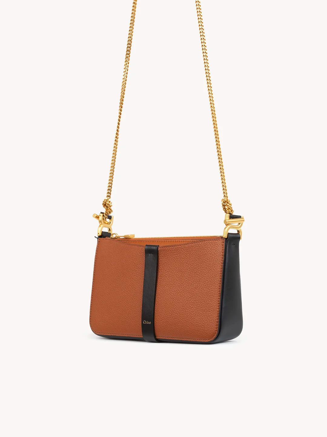 MARCIE POUCH ON CHAIN IN GRAINED LEATHER