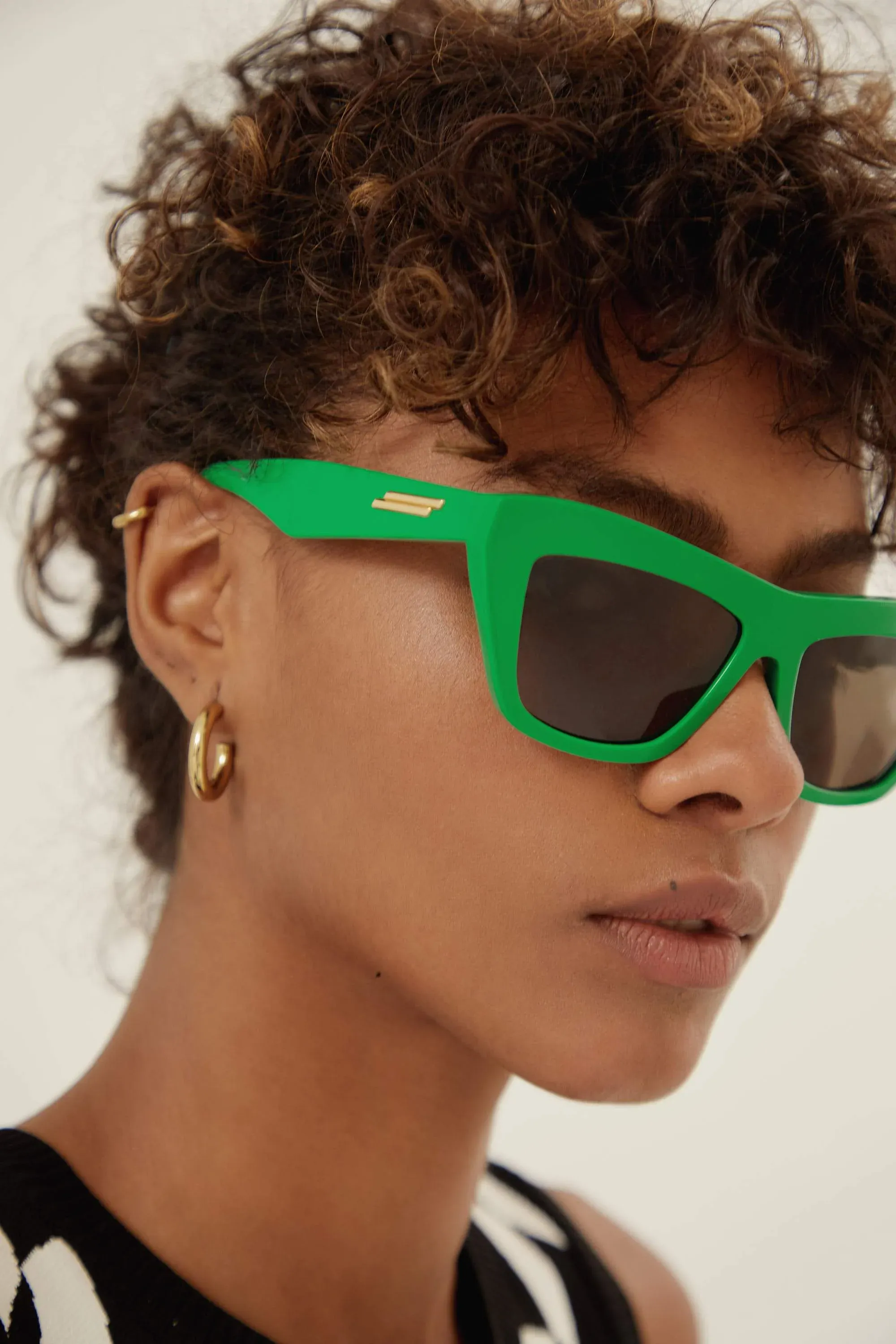 Bottega Veneta squared cat eye green sunglasses