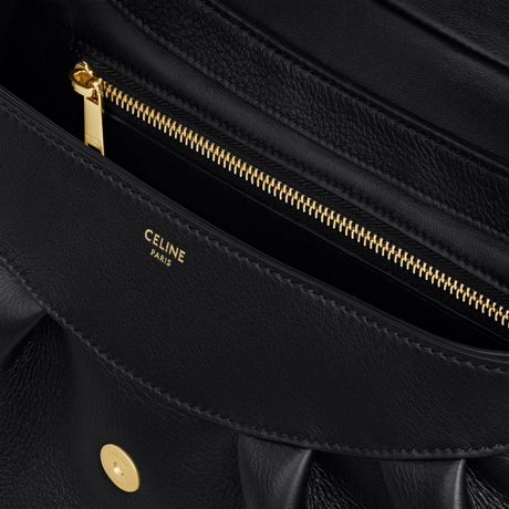 MEDIUM POLLY BAG IN SUPPLE CALFSKIN BLACK