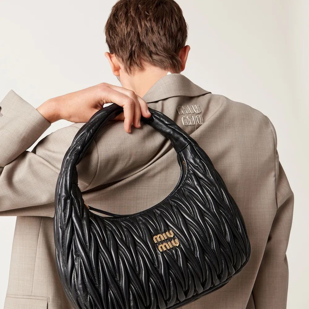 Wander matelassé nappa leather hobo bag 24cm