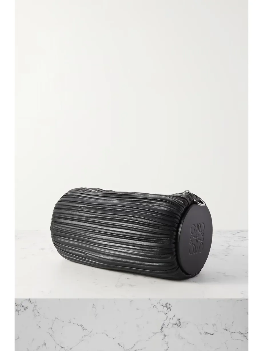 Bracelet large pleated leather shoulder bag