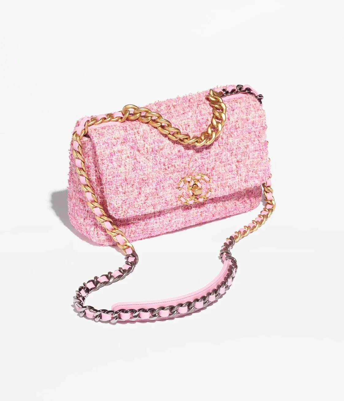 CHANEL 19 HANDBAG
