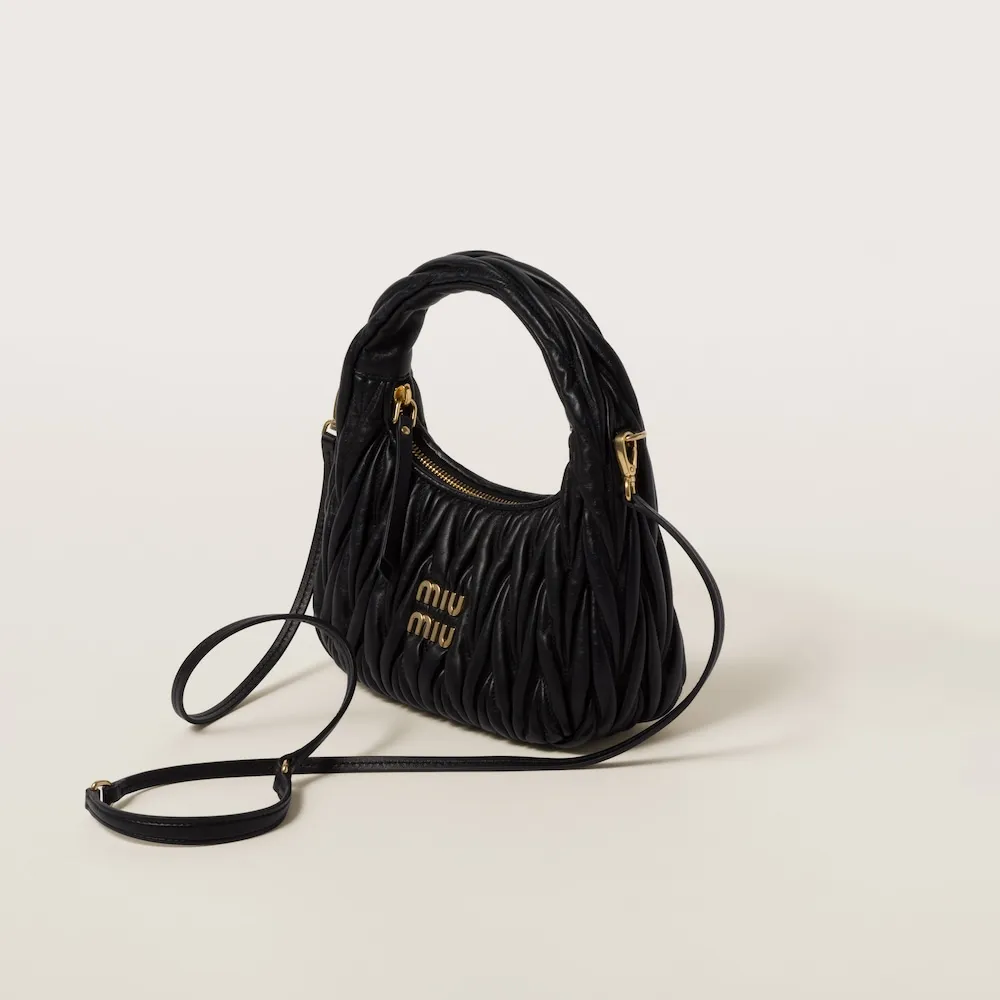 Wander matelassé nappa leather hobo bag 18cm