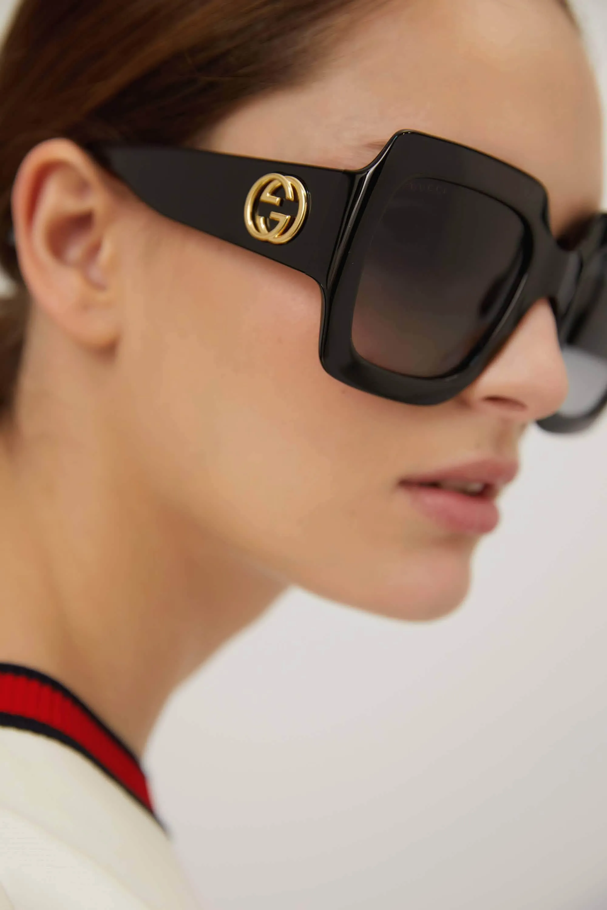 Gucci oversized femenine squared black sunglasses