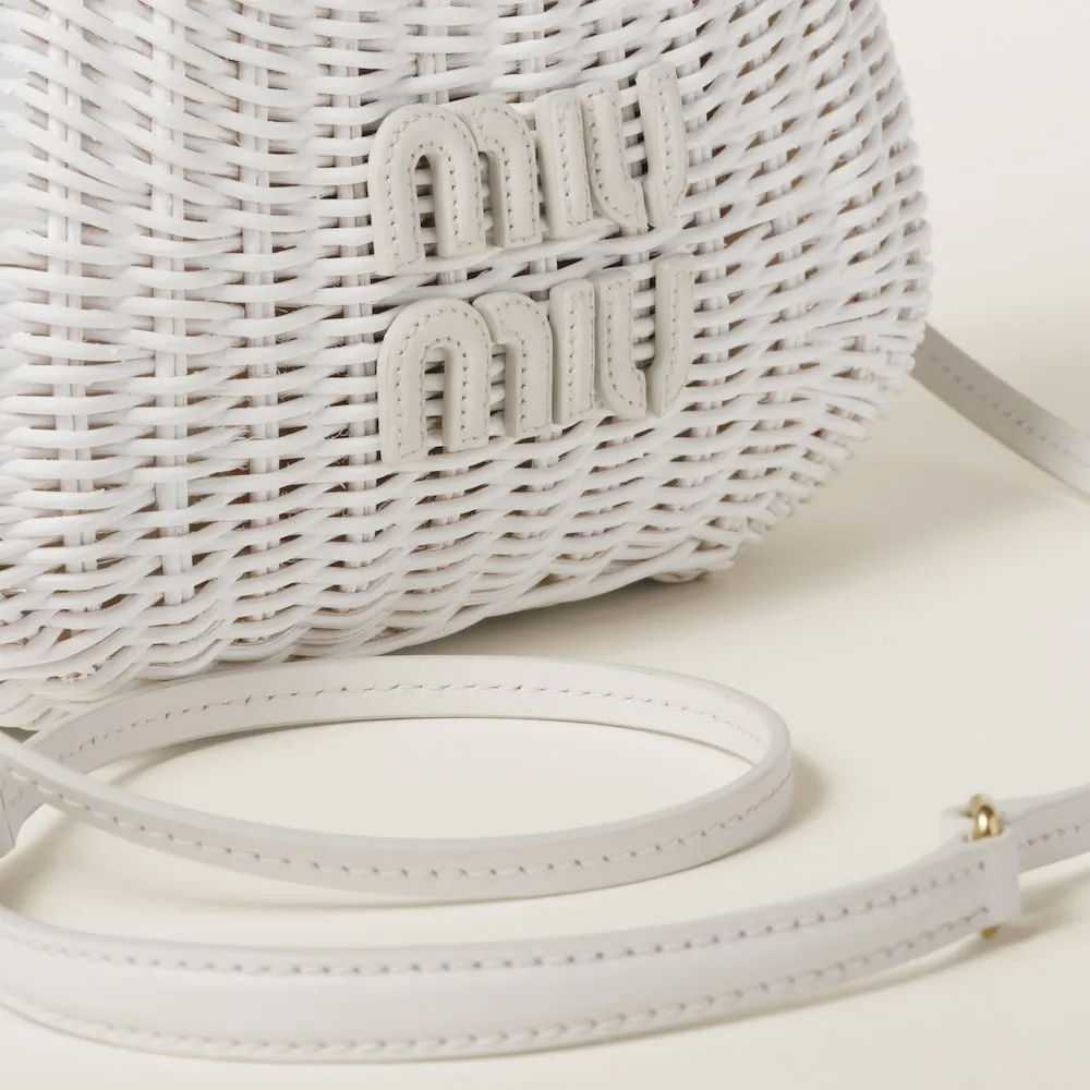 Wander wicker handbag