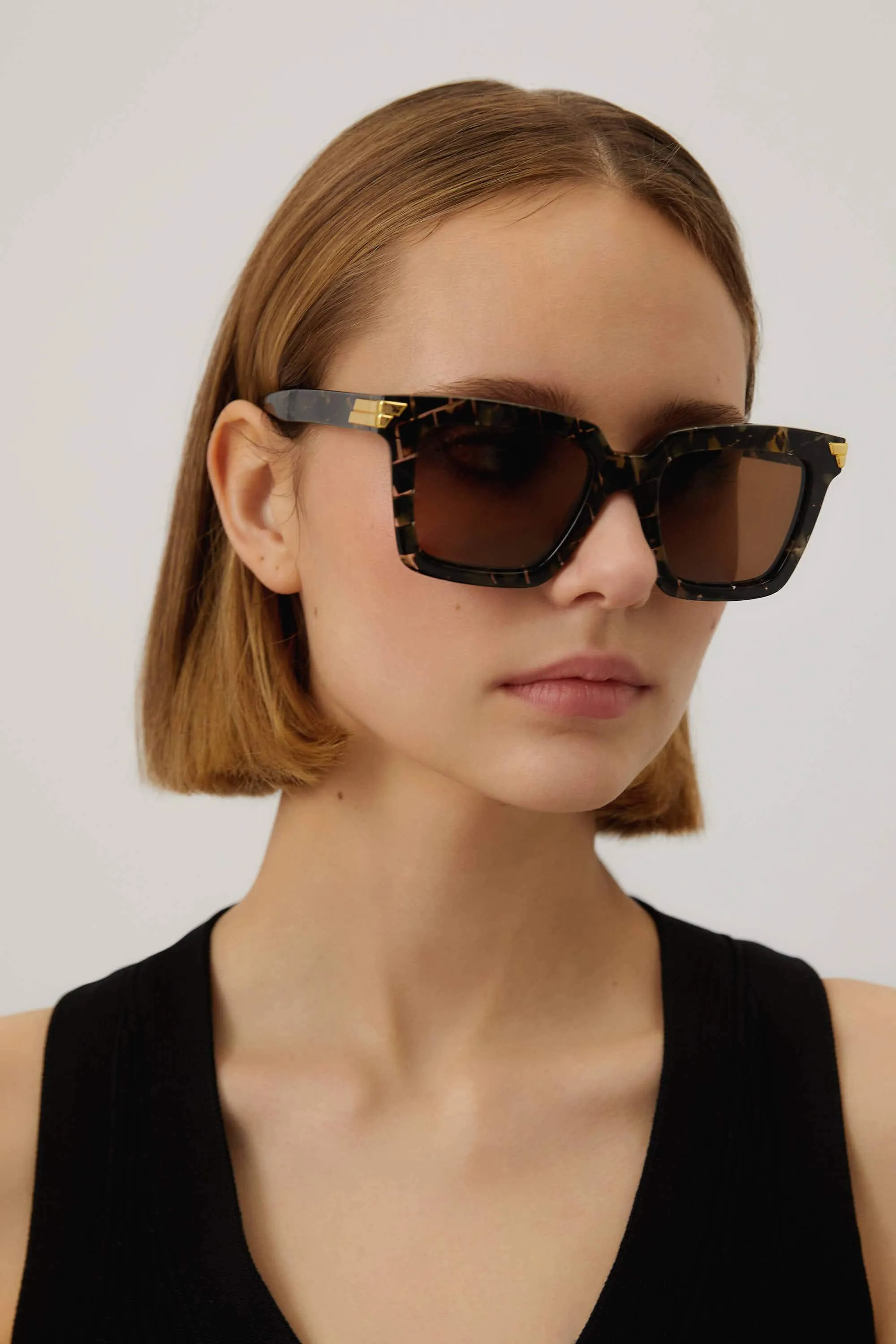 Bottega Veneta iconic squared brown acetate sunglasses