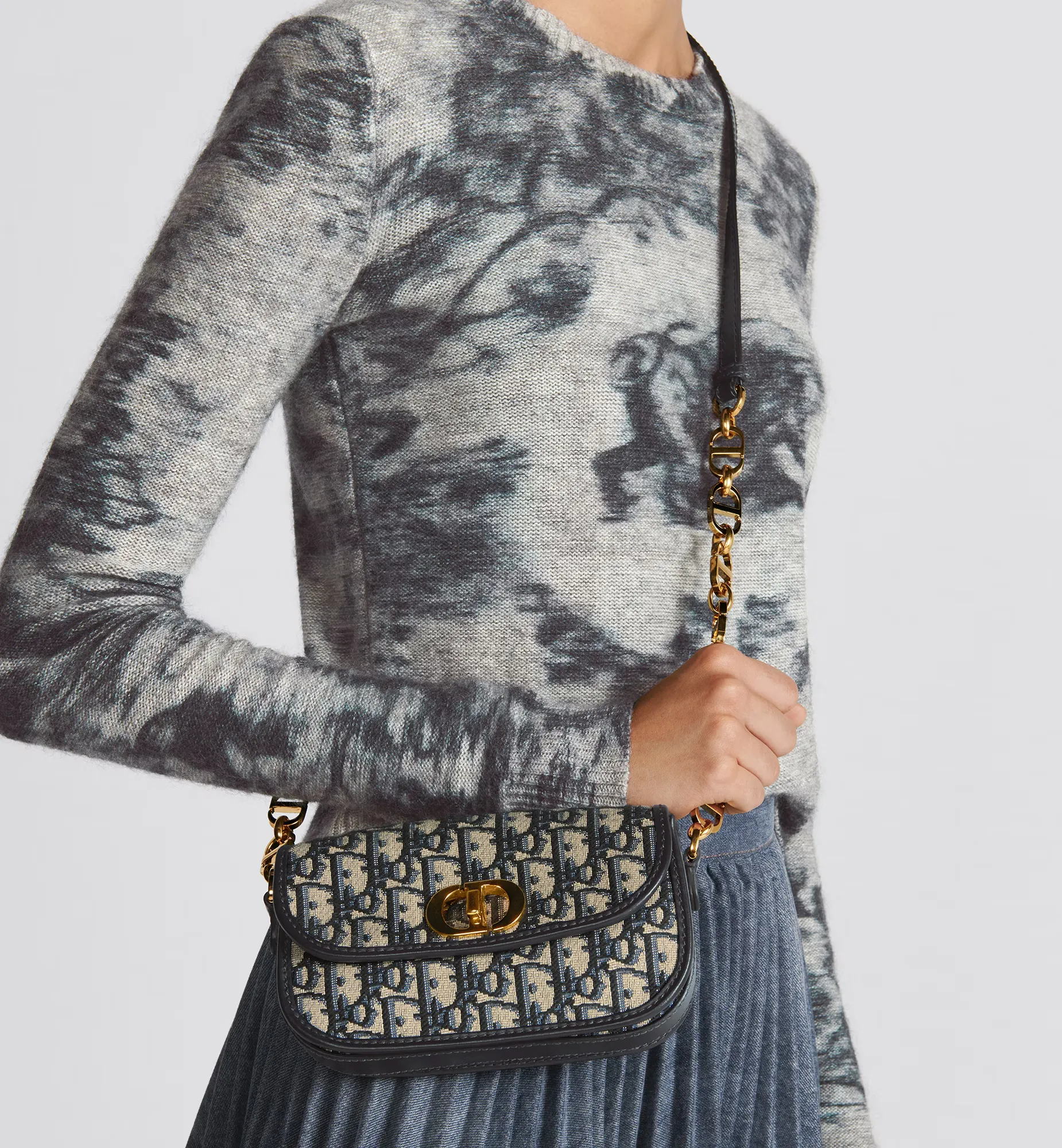 Small 30 Montaigne Avenue Bag