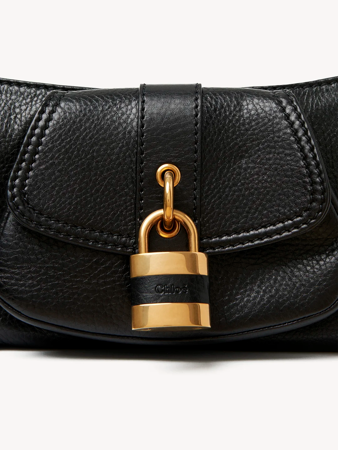 THE 99 SHOULDER BAG IN GRAINED LEATHER