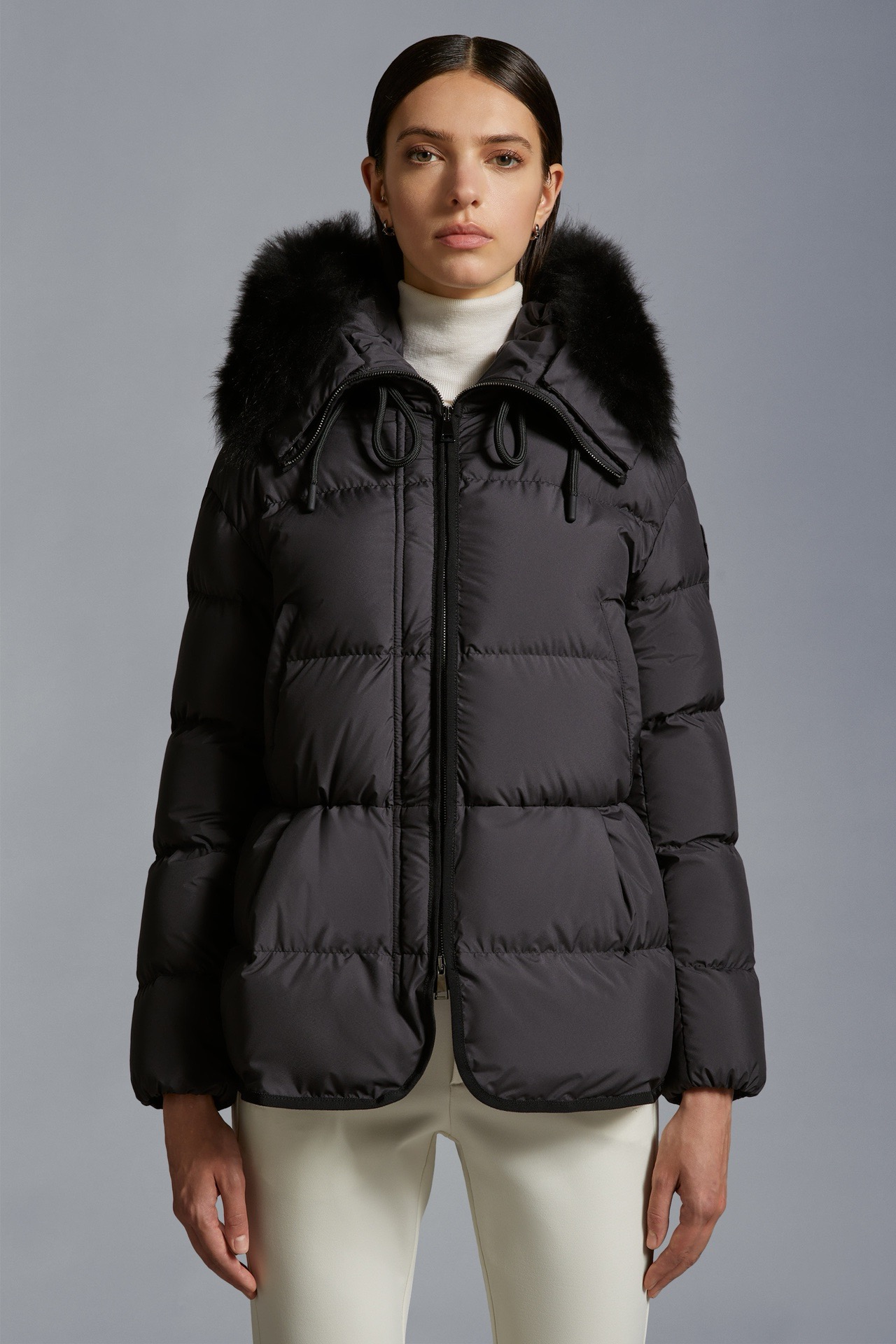 Moncler Locustelle Short Down Jacket