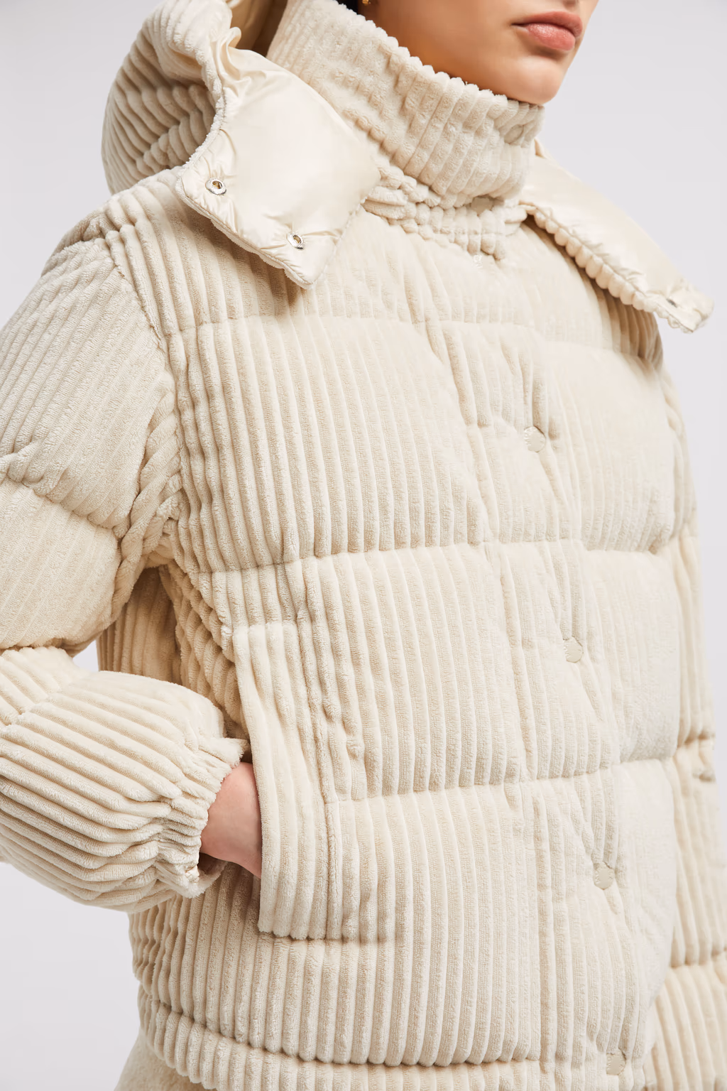 Moncler DAOS CORDUROY DOWN JACKET