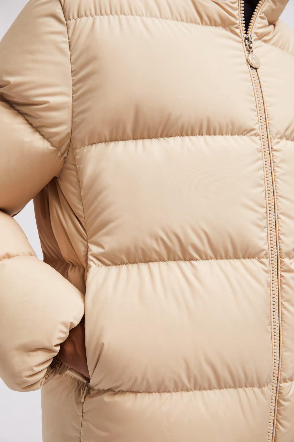 MONCLER ABBADIA SHORT DOWN JACKET