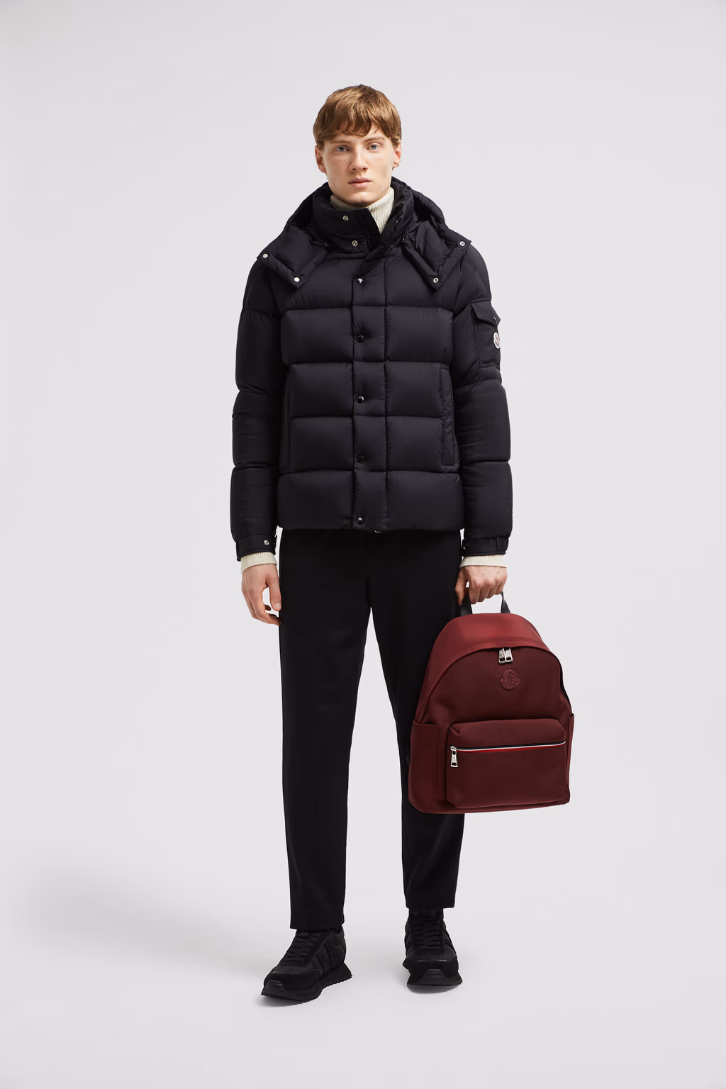 MONCLER VEZERE SHORT DOWN JACKET