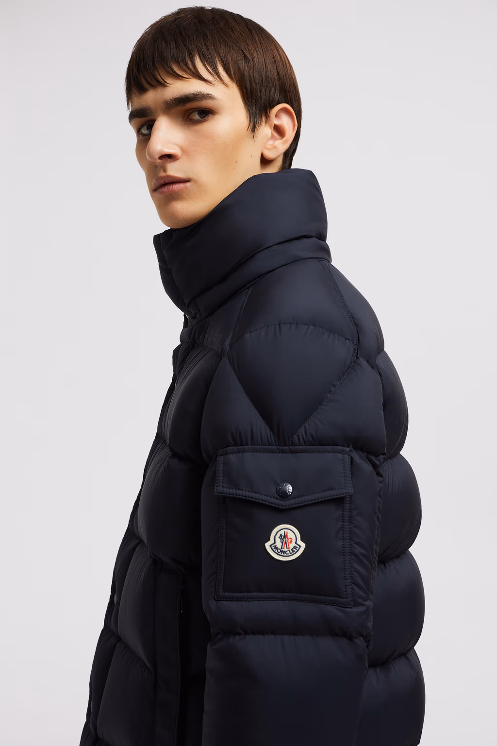 MONCLER VEZERE SHORT DOWN JACKET
