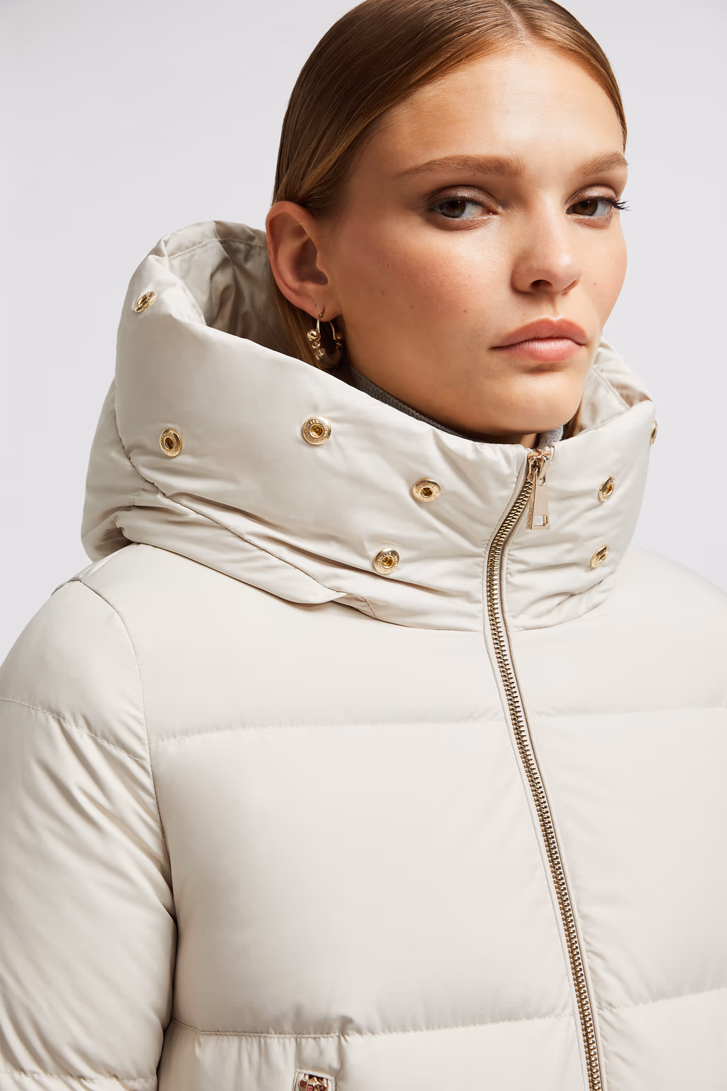 MONCLER LAICHEFUR SHORT DOWN JACKET