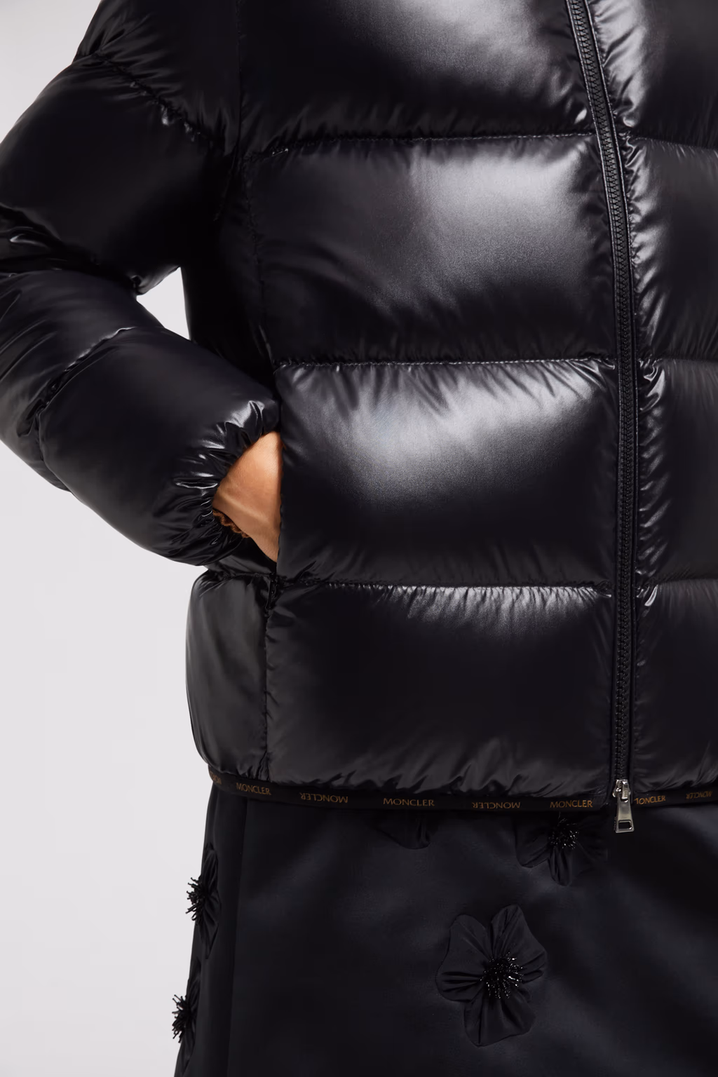 MONCLER ABBADIA SHORT DOWN JACKET
