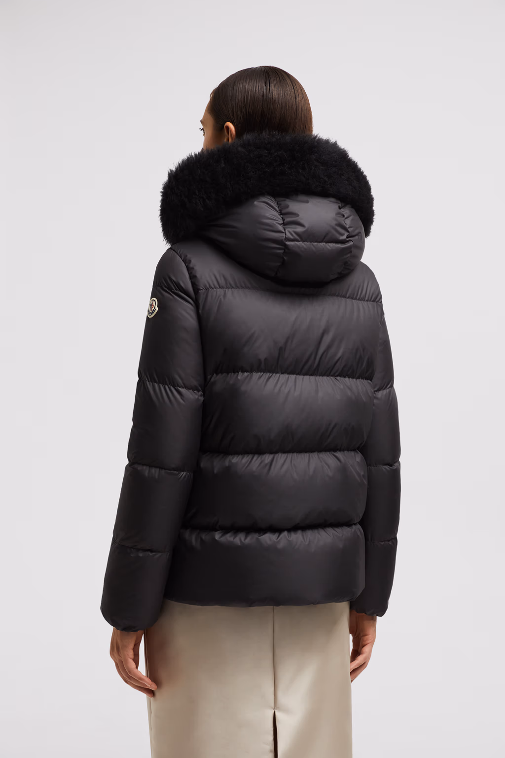 MONCLER LAICHEFUR SHORT DOWN JACKET